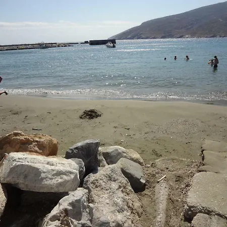 Сasa de vacaciones House In The Grass Land. Ormos (Andros)